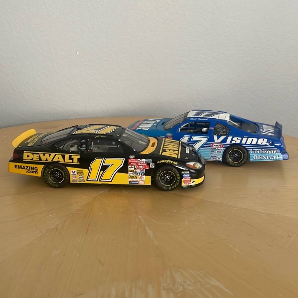 2 Team Caliber Preferred Matt Kenseth 1/24th